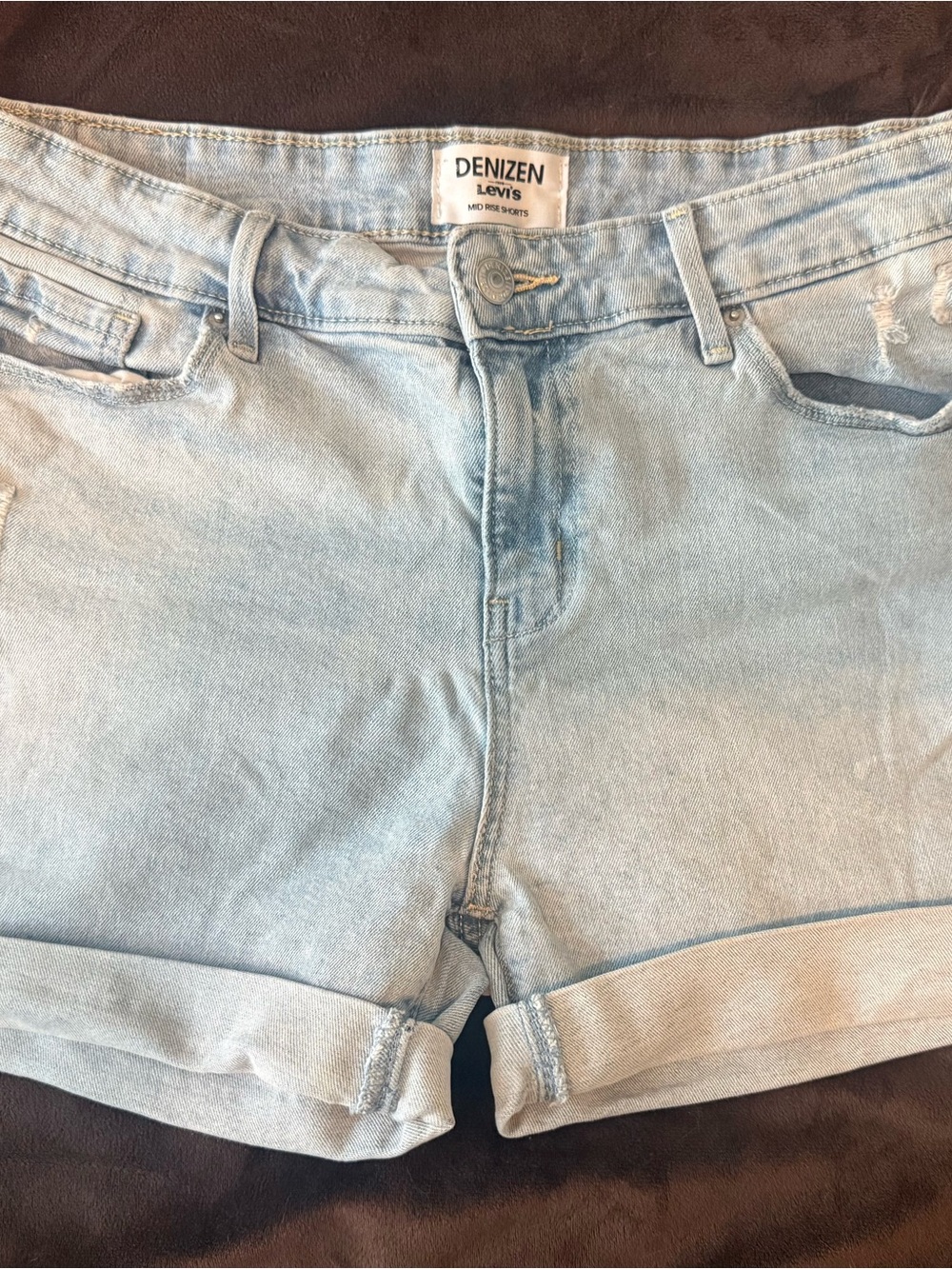 Denizen from Levi's Light Blue Rolled Hem Jean Shorts